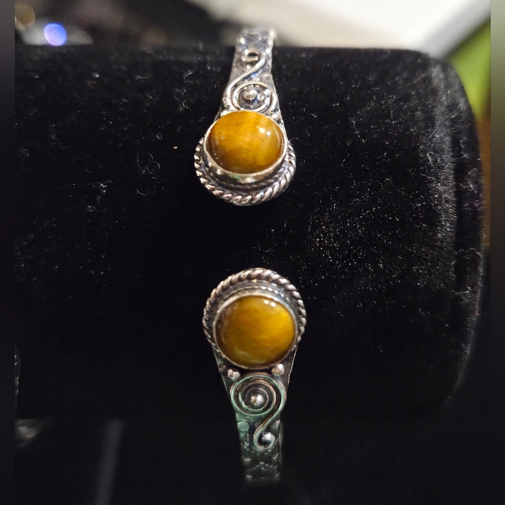 NWOT Natural Tiger's Eye and Silver Adjustable Cuff Handmade Bangle Bracelet